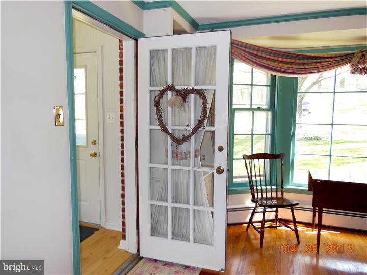 621 Fernfield Circle Wayne, PA 19087 - Photo 11 of 25 Gallery Image 11