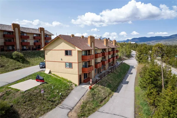 $389,900 | 180 Evergreen Road, Unit 105, Dillon, CO 80435