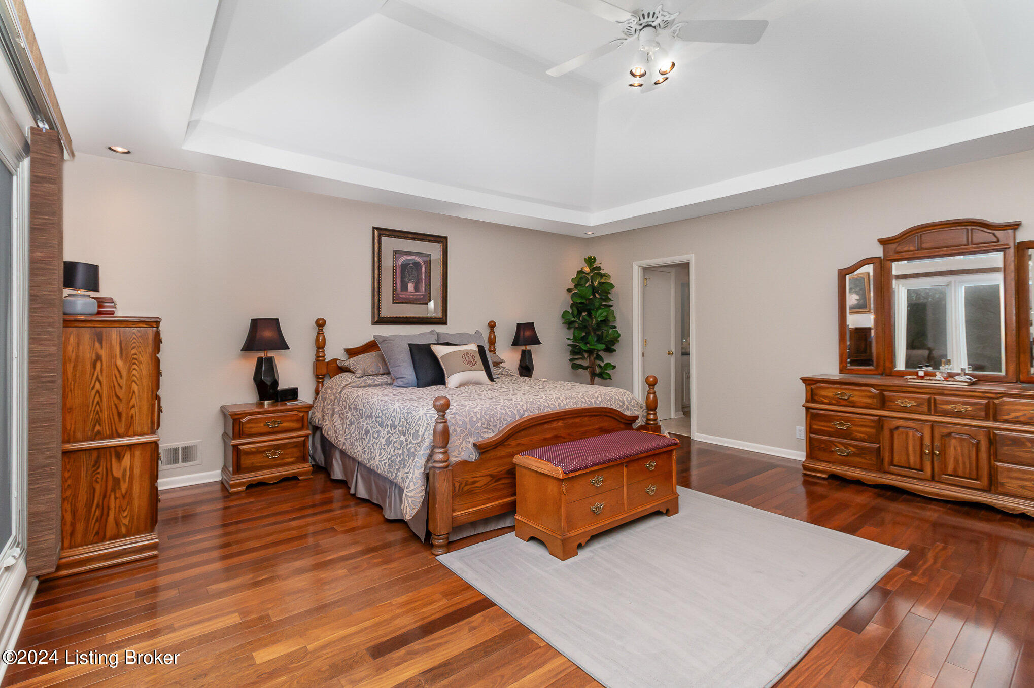 11611 Hidden Creek Road Prospect, KY 40059 - Photo 20 of 60 Primary Bedroom