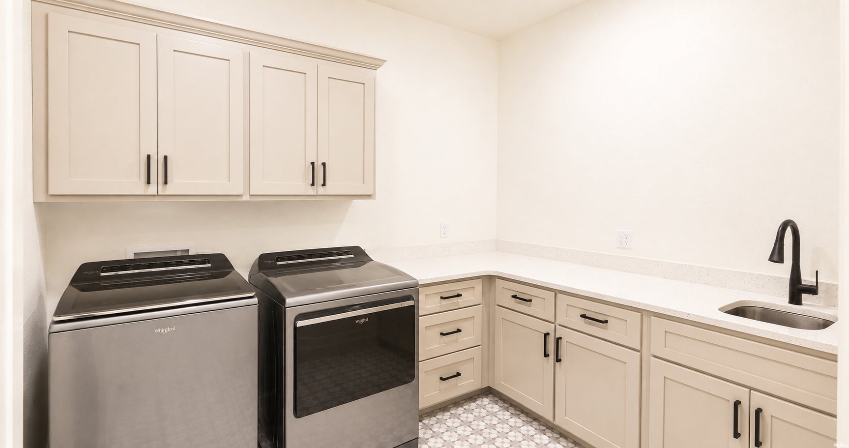 120 Abbey Road Clovis, NM 88101 - Photo 10 of 22 Gallery Image 10