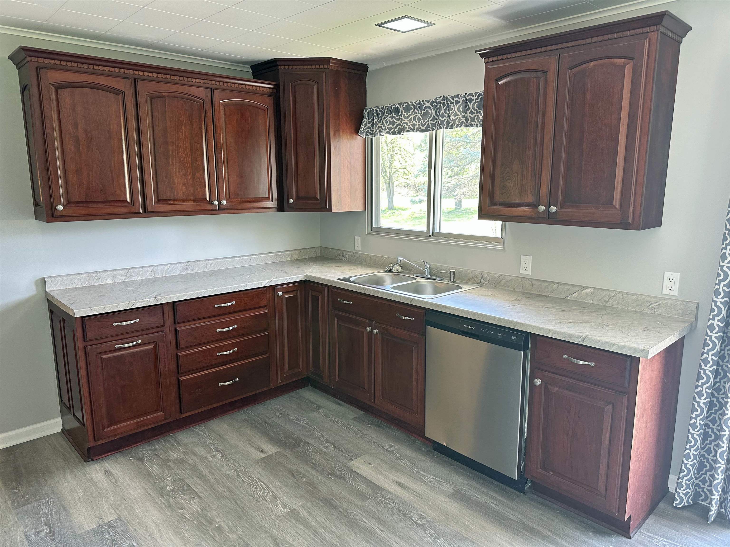 11380 Johnstone Road New Lothrop, MI 48460 - Photo 16 of 42 50109059-15.JPG