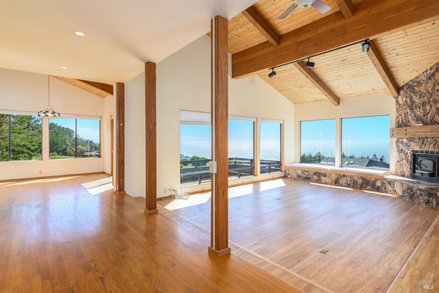 36808 Greencroft Close The Sea Ranch, CA 95497 - Photo 11 of 34