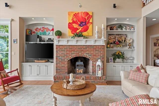 $1,575,000 | 41 Lake Vista Drive, Taylorville, IL 62568