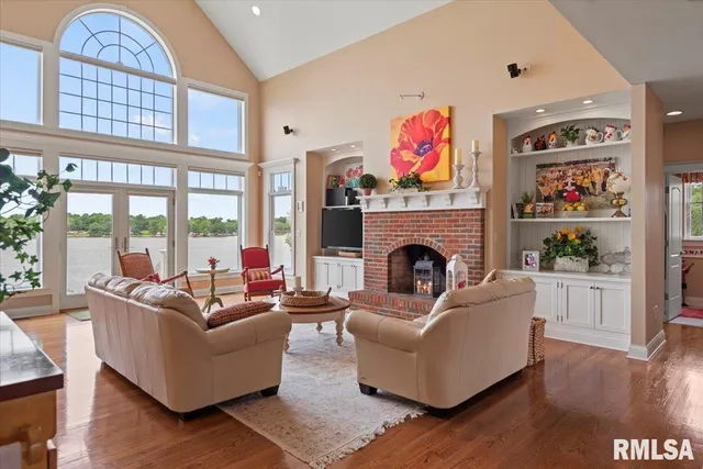 $1,575,000 | 41 Lake Vista Drive, Taylorville, IL 62568