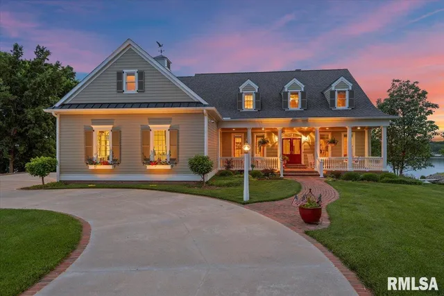 $1,575,000 | 41 Lake Vista Drive, Taylorville, IL 62568