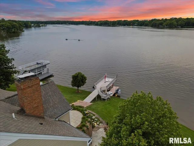 $1,575,000 | 41 Lake Vista Drive, Taylorville, IL 62568
