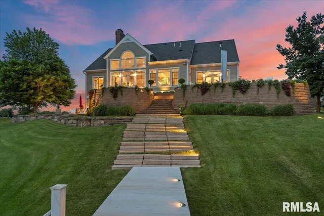 $1,575,000 | 41 Lake Vista Drive, Taylorville, IL 62568