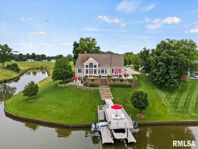 $1,575,000 | 41 Lake Vista Drive, Taylorville, IL 62568