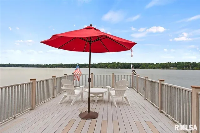 $1,575,000 | 41 Lake Vista Drive, Taylorville, IL 62568