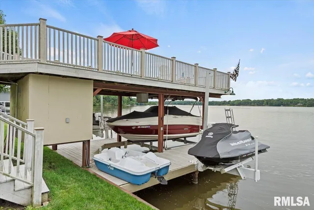 $1,575,000 | 41 Lake Vista Drive, Taylorville, IL 62568