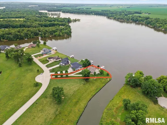 $1,575,000 | 41 Lake Vista Drive, Taylorville, IL 62568