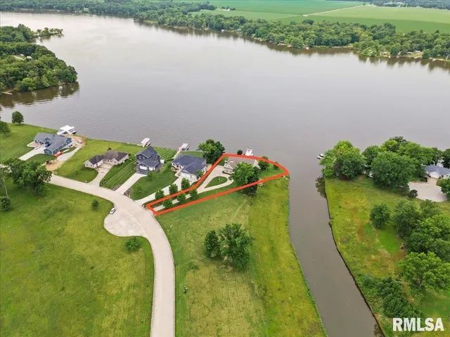 $1,575,000 | 41 Lake Vista Drive, Taylorville, IL 62568