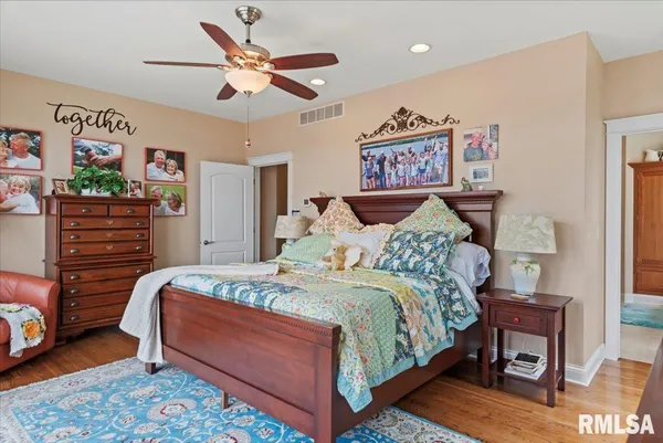 $1,575,000 | 41 Lake Vista Drive, Taylorville, IL 62568