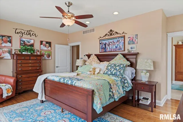 $1,575,000 | 41 Lake Vista Drive, Taylorville, IL 62568