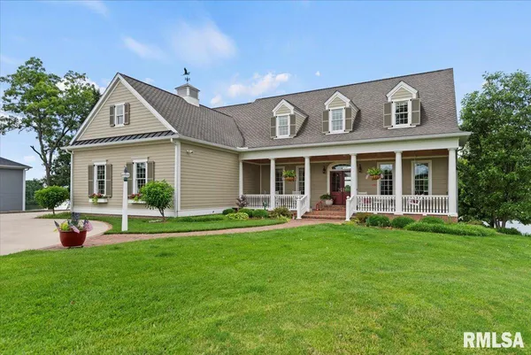 $1,575,000 | 41 Lake Vista Drive, Taylorville, IL 62568