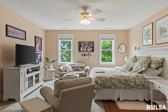 $1,575,000 | 41 Lake Vista Drive, Taylorville, IL 62568