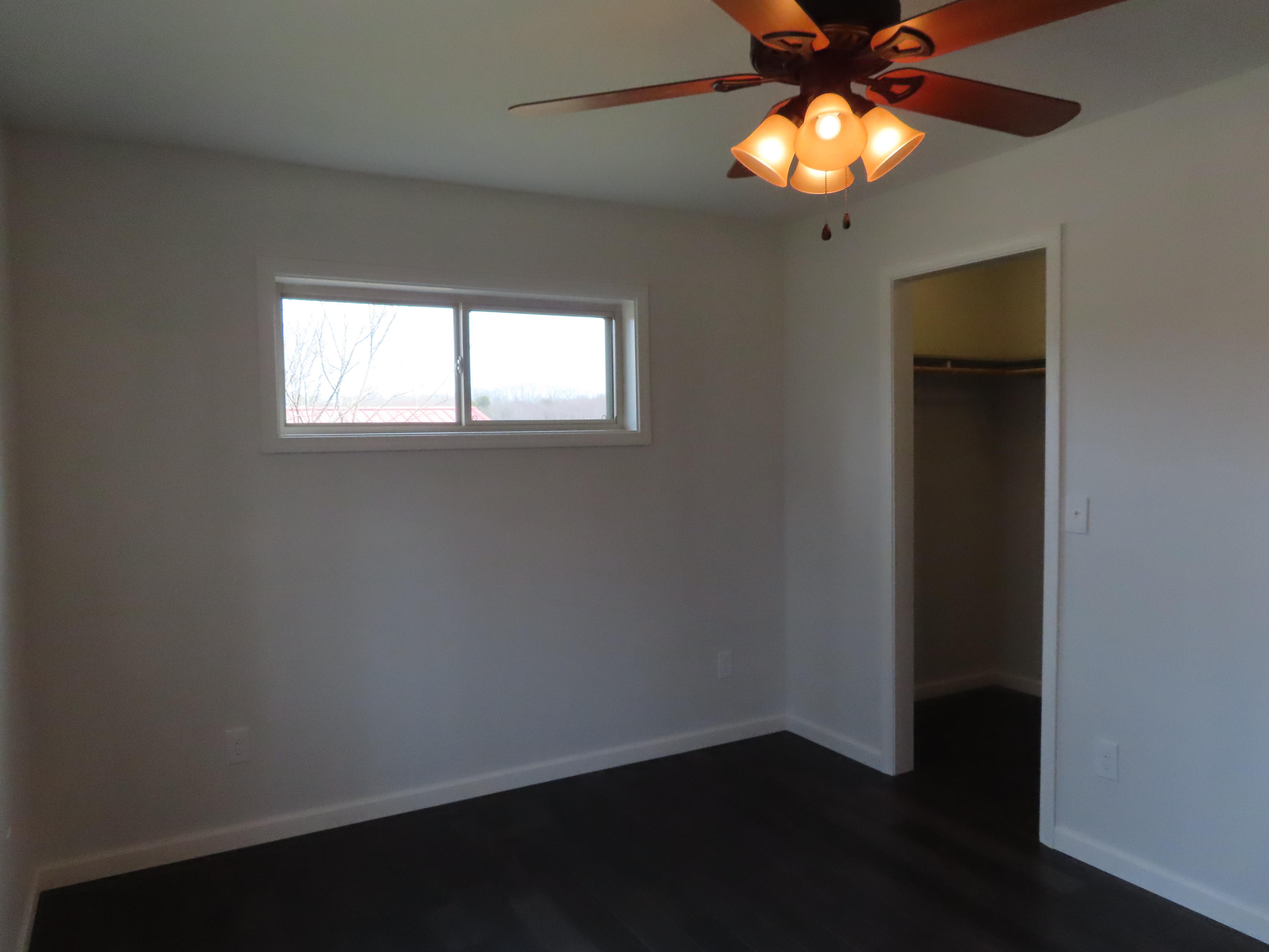 708 Rugby Avenue Jamestown, TN 38556 - Photo 11 of 18 IMG_0760