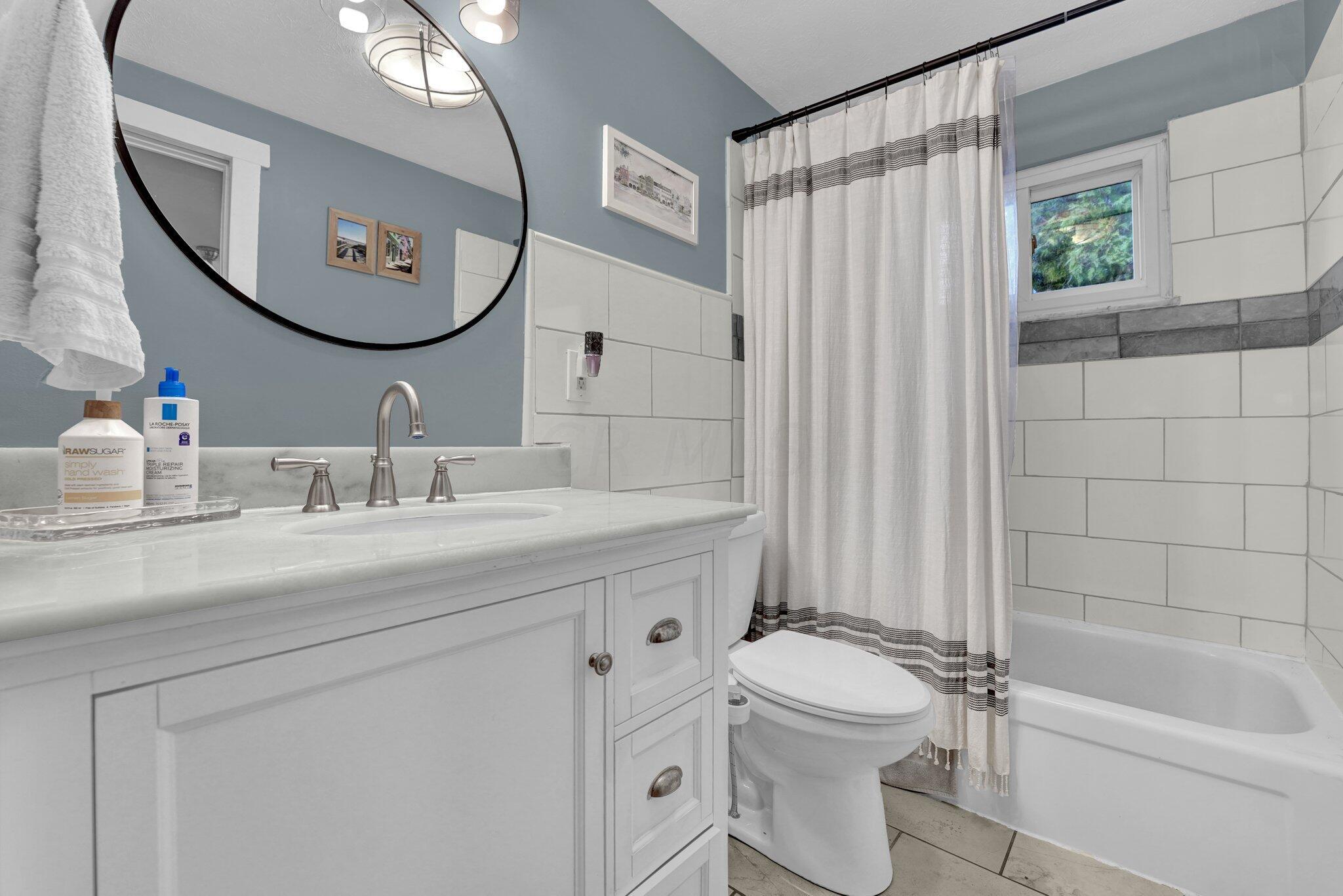6759 Merwin Road East Columbus, OH 43235 - Photo 22 of 49 Bathroom #1