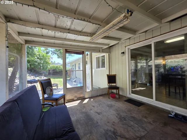 $275,000 | 4545 Northeast Ridenour Street, Winchester, OR 97495