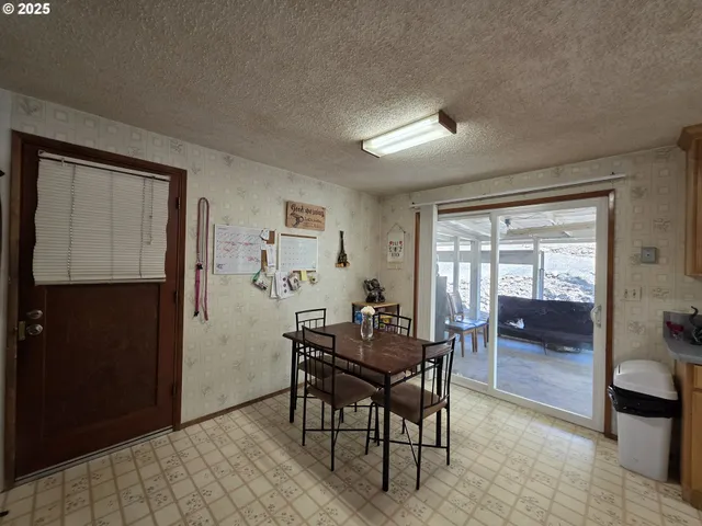 $275,000 | 4545 Northeast Ridenour Street, Winchester, OR 97495