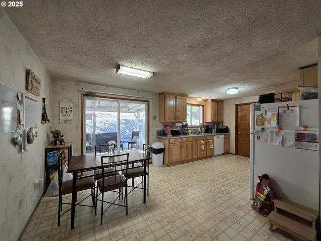 $275,000 | 4545 Northeast Ridenour Street, Winchester, OR 97495