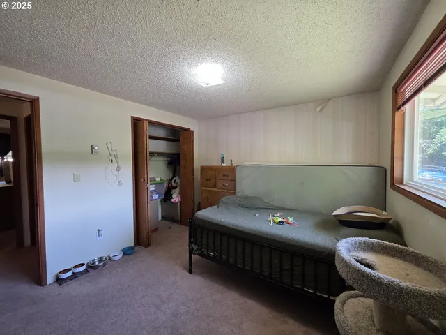 $275,000 | 4545 Northeast Ridenour Street, Winchester, OR 97495