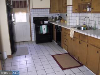 34 Meadowbrook Road Havertown, PA 19083 - Photo 4 of 6