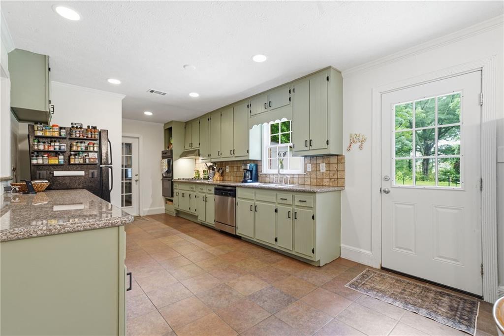 2613 Ingram Road Duluth, GA 30096 - Photo 17 of 50