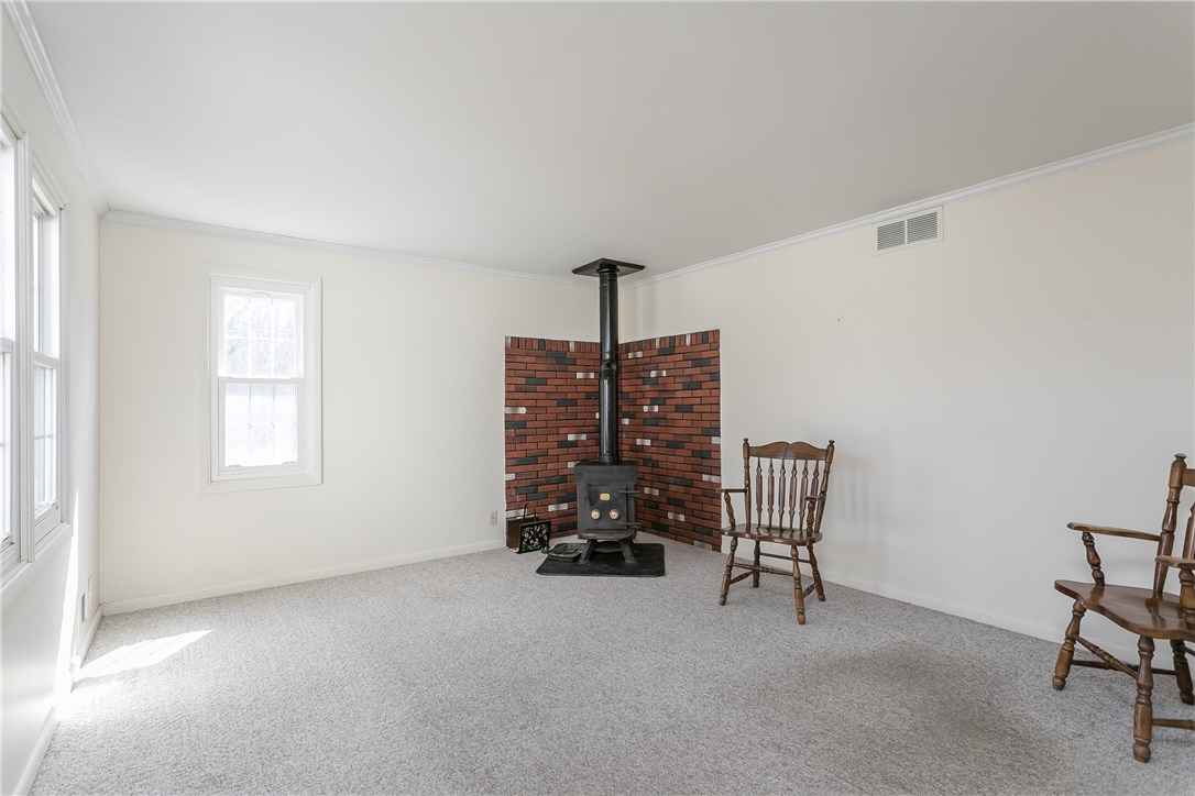 1054 Lake Road Webster, NY 14580 - Photo 13 of 23