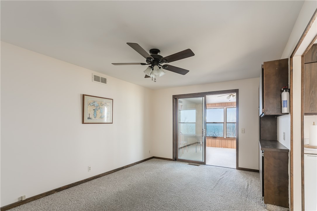 1054 Lake Road Webster, NY 14580 - Photo 14 of 23