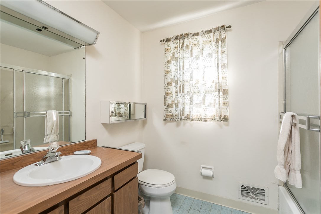 1054 Lake Road Webster, NY 14580 - Photo 20 of 23