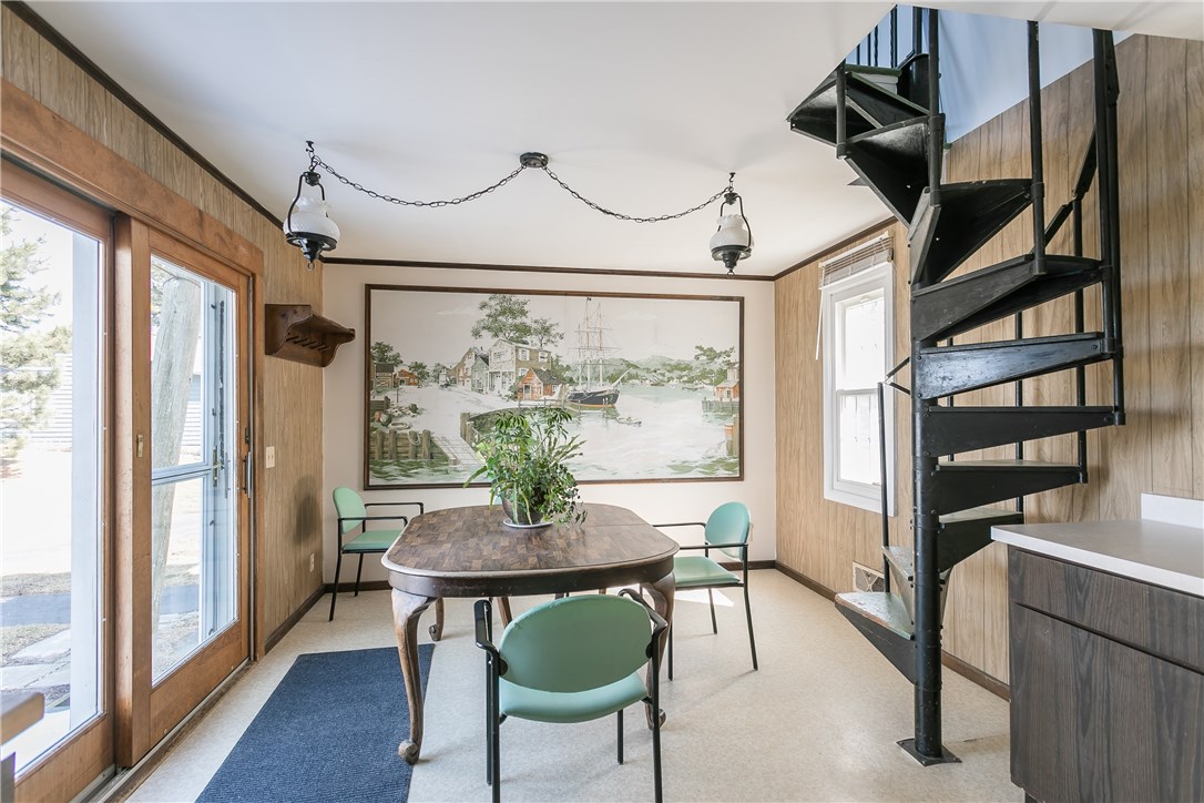 1054 Lake Road Webster, NY 14580 - Photo 9 of 23