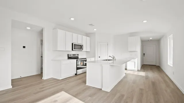 $234,990 | 15355 Lake Conroe Cv Drive, Willis, TX 77318