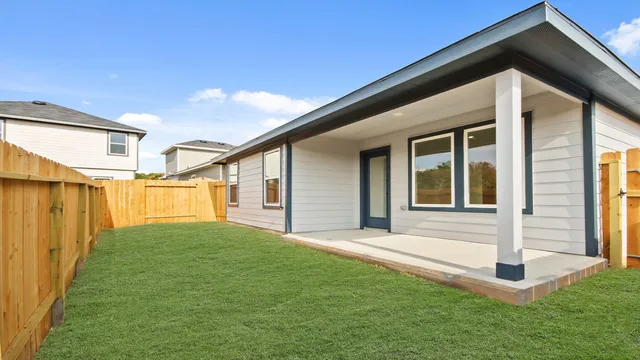 $234,990 | 15355 Lake Conroe Cv Drive, Willis, TX 77318