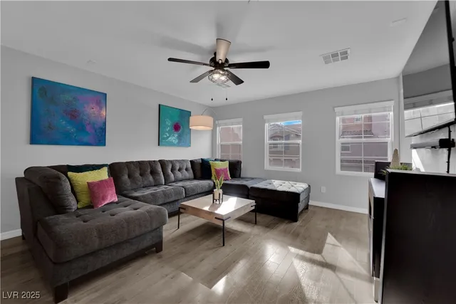 $450,000 | 9956 Sable Point Street, Las Vegas, NV 89178