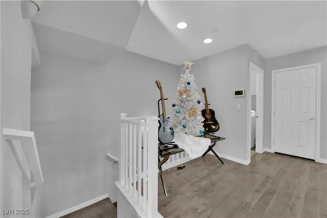 $450,000 | 9956 Sable Point Street, Las Vegas, NV 89178