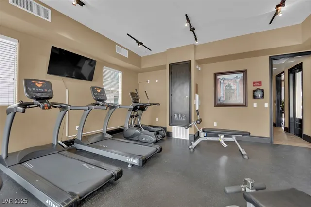 $450,000 | 9956 Sable Point Street, Las Vegas, NV 89178