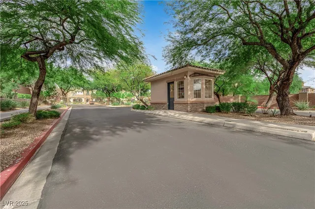 $450,000 | 9956 Sable Point Street, Las Vegas, NV 89178