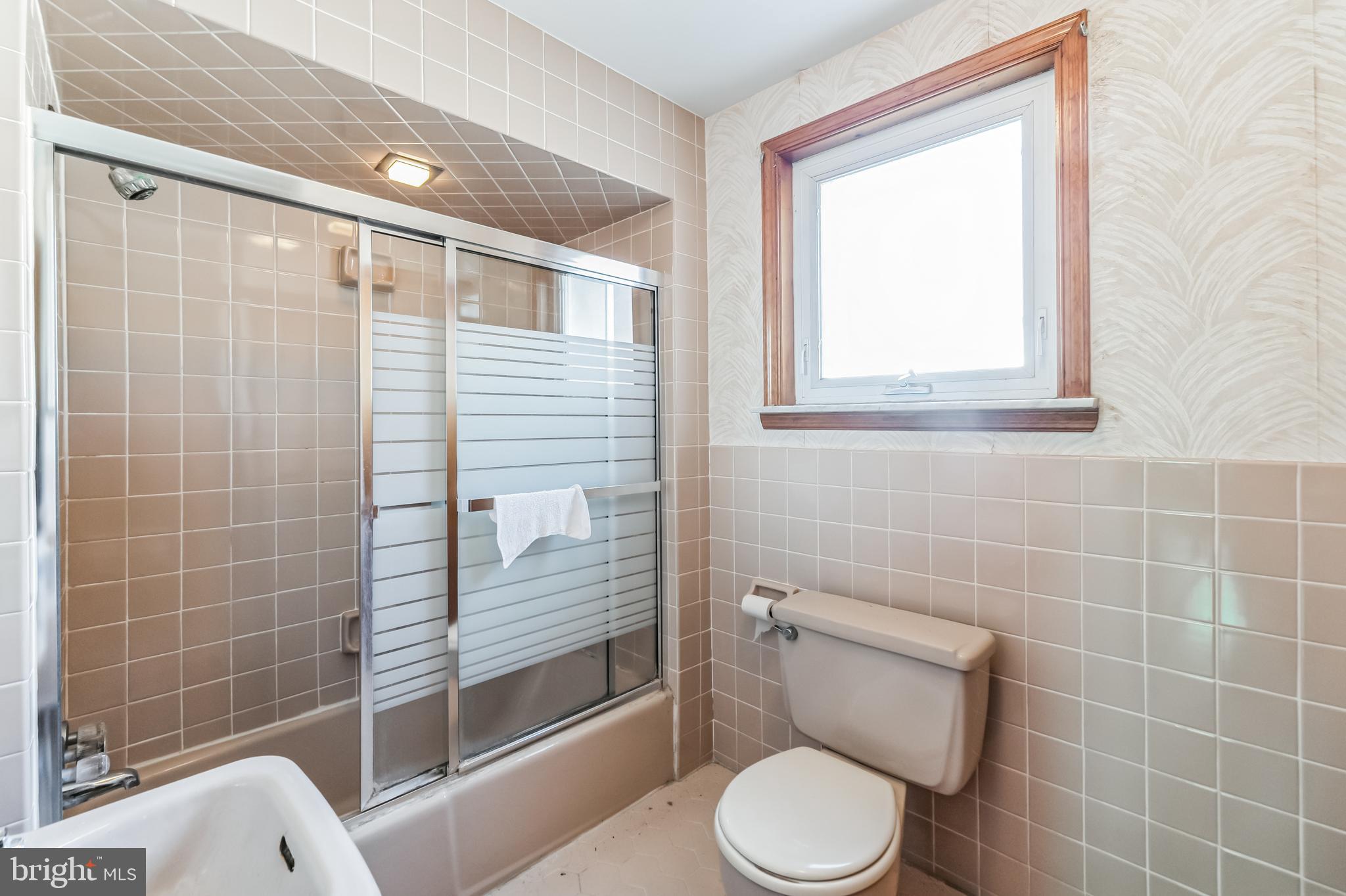 1129 Tree Street Philadelphia, PA 19148 - Photo 22 of 26 Gallery Image 22
