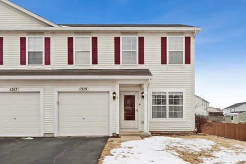 $275,000 | 1315 Burns Lane, Minooka, IL 60447