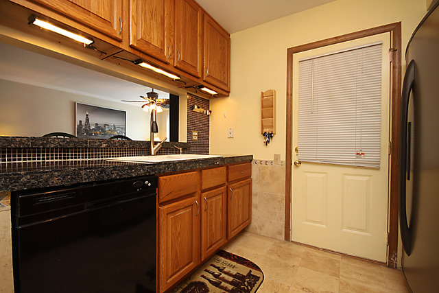 1616 Normantown Road Naperville, IL 60564 - Photo 8 of 24