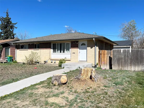 $450,000 | 1720 Del Mar Parkway, Aurora, CO 80010