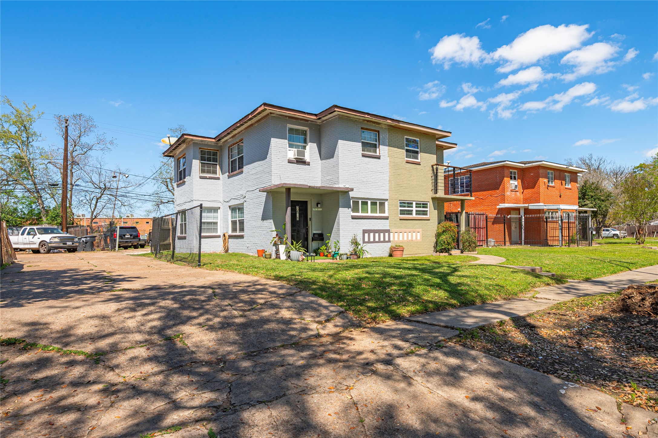 7431 Moline Street Houston, TX 77087 - Photo 2 of 38