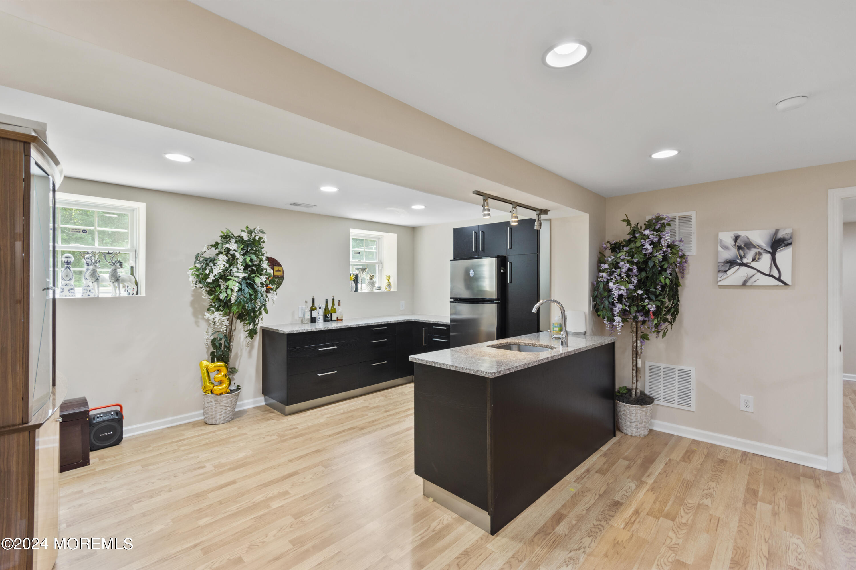 29 Morris Drive Old Bridge, NJ 08857 - Photo 21 of 29 DSC_0210 (2024-08-02T15_49_20.836)