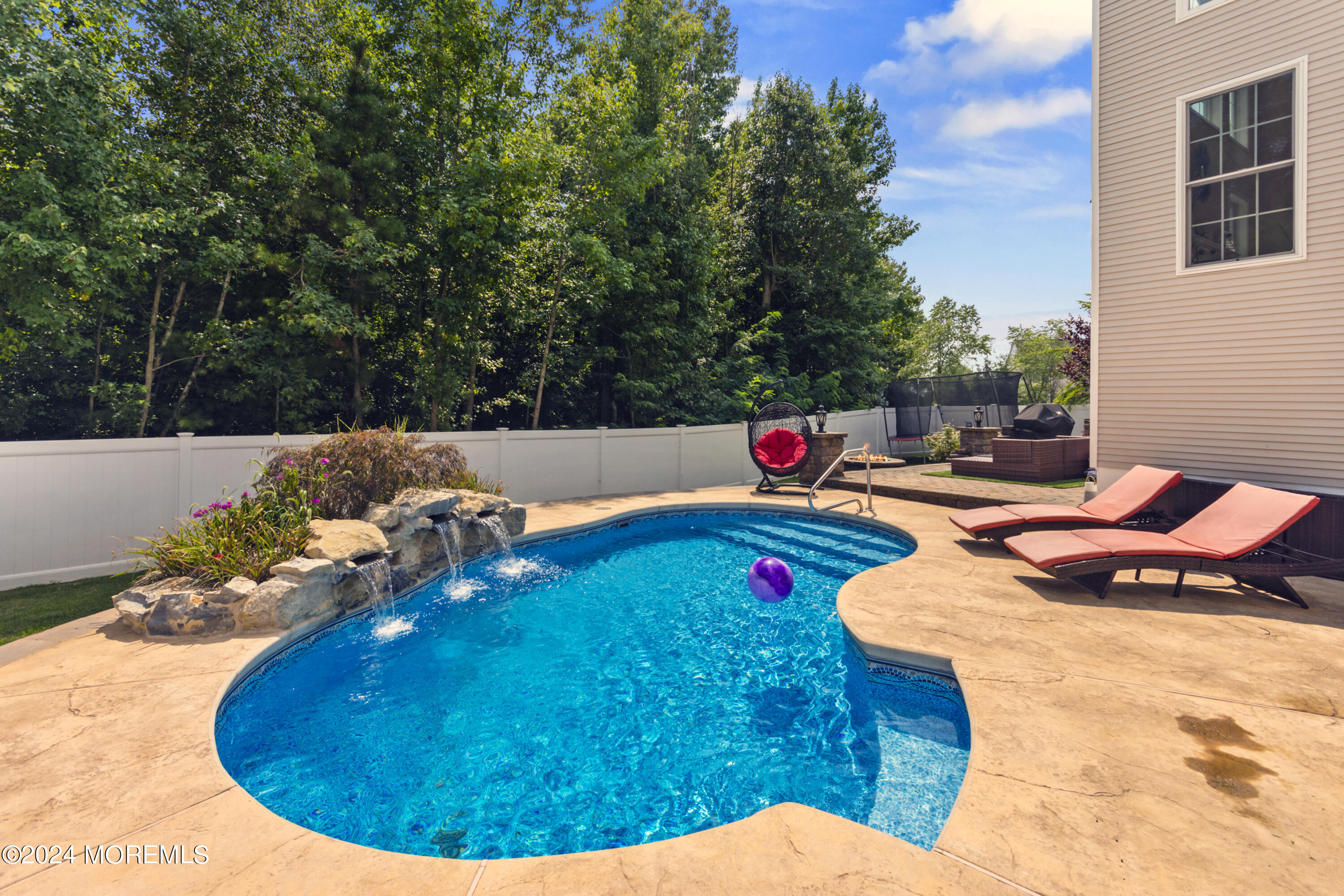 29 Morris Drive Old Bridge, NJ 08857 - Photo 3 of 29 DSC_0256 (2024-08-02T16_59_35.119)