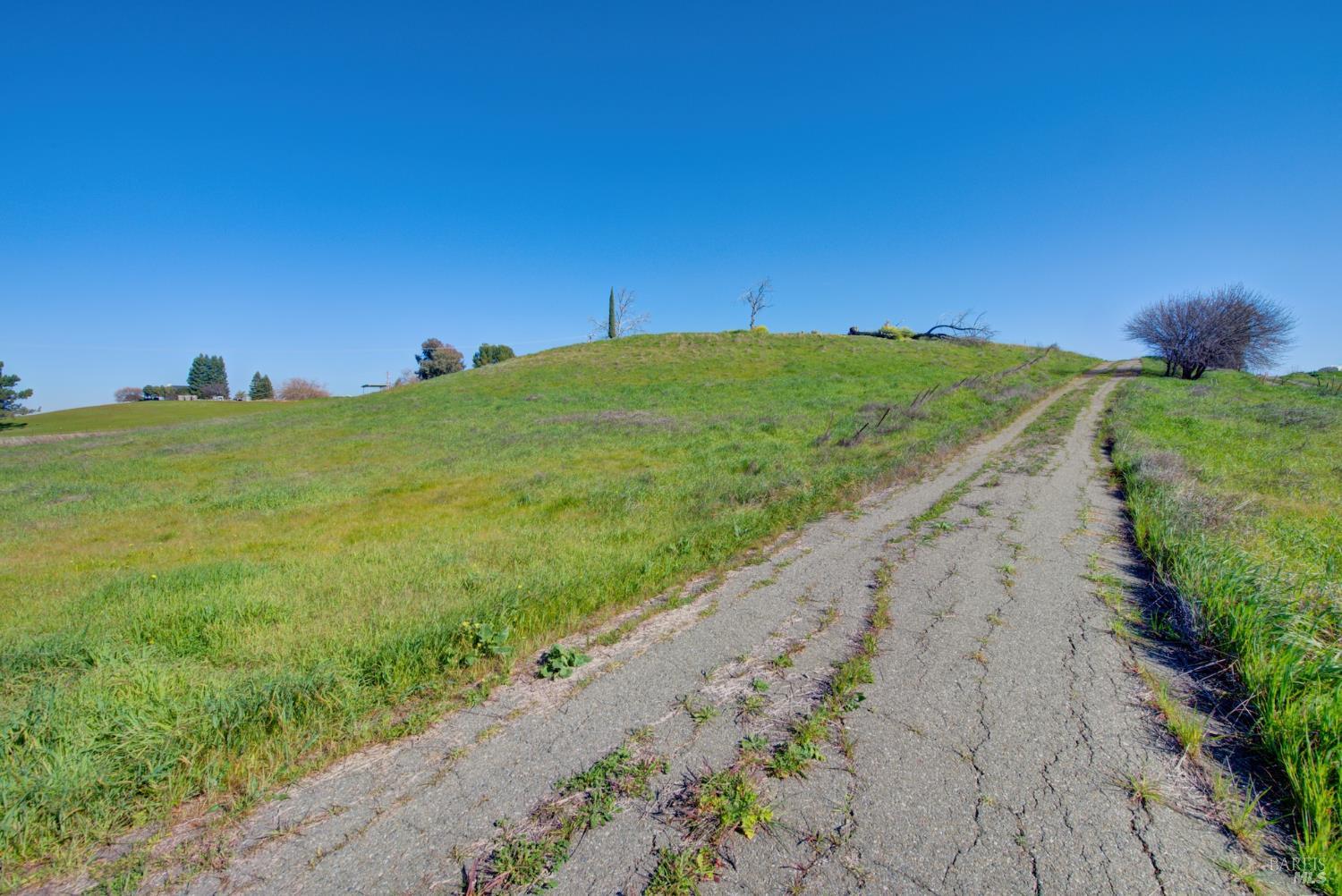 7668 English Hills Road Vacaville, CA 95688 - Photo 52 of 83