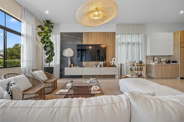 $2,349,000 | 5000 Southwest 159th Avenue, Southwest Ranches, FL 33331