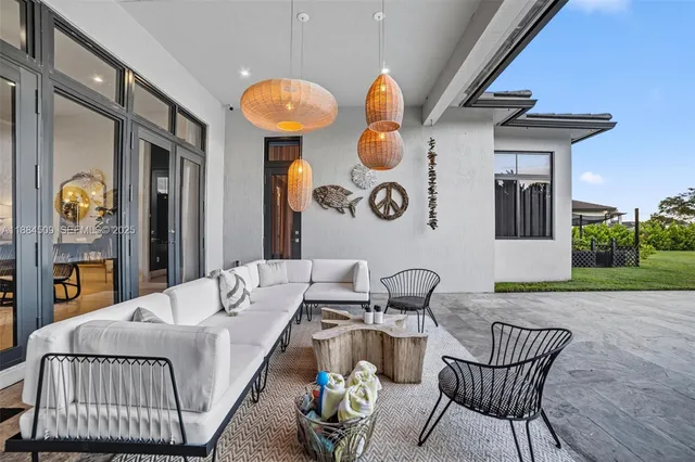 $2,349,000 | 5000 Southwest 159th Avenue, Southwest Ranches, FL 33331