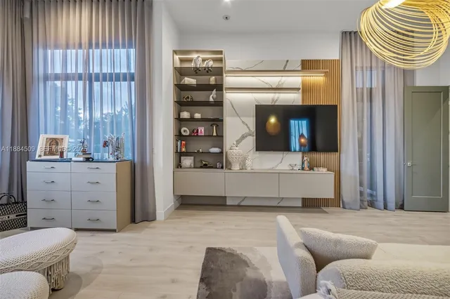 $2,349,000 | 5000 Southwest 159th Avenue, Southwest Ranches, FL 33331