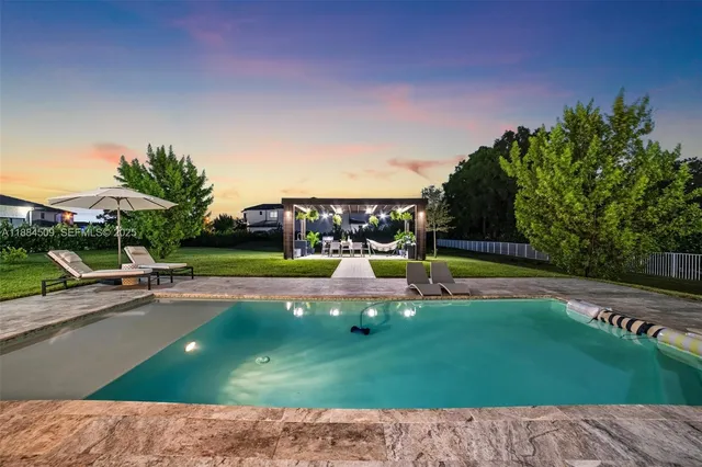 $2,349,000 | 5000 Southwest 159th Avenue, Southwest Ranches, FL 33331